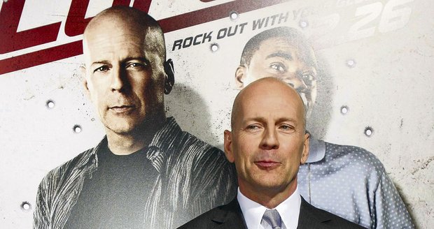Bruce Willis na premiéře snímku Poldové.