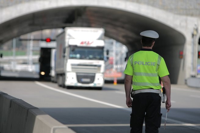 Na co mají právo policisté a strážníci