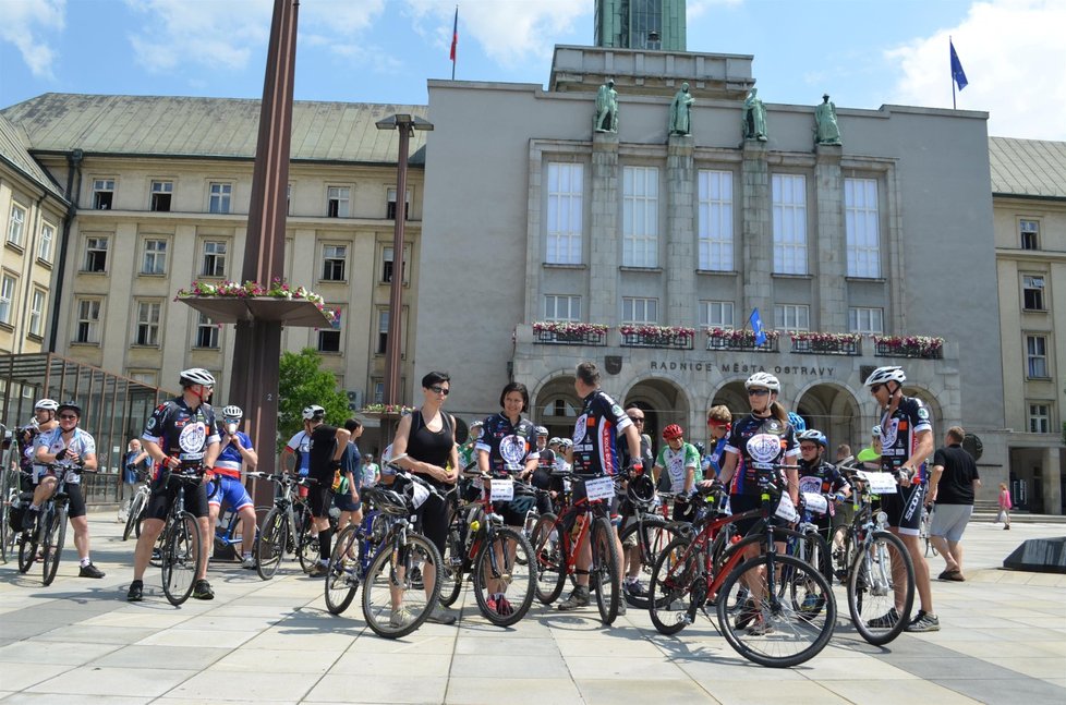 V Ostravě odstartoval letošní 9. ročník charitativní cyklotour Na kole dětem.