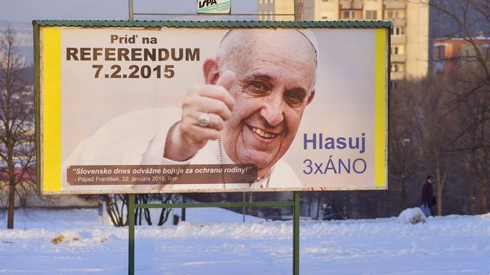 Na referendum symbolicky dohlíží i papež František