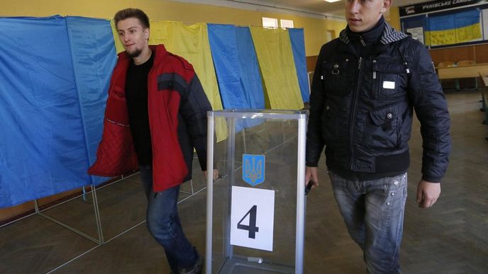 Na Ukrajině začaly volby