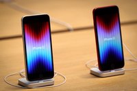 Všechny mobily a další zařízení budou muset mít jednu nabíječku, rozhodl europarlament