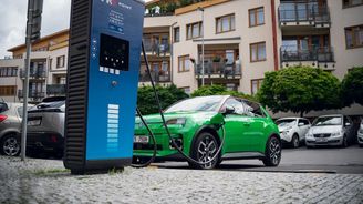 Nabíjet, či nenabíjet elektromobil do 100 %? Pravda není univerzální Nabíjet, či nenabíjet elektromobil do 100 %? Pravda není univerzální