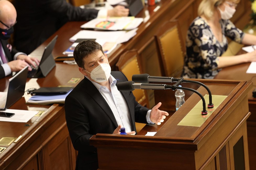 Za opoziční ANO vystoupil při jednání Sněmovny o důvěře vládě také poslanec Patrik Nacher
