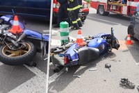 Řidička (31) nedala motorkáři (†30) přednost: Svůj boj o život v nemocnici prohrál