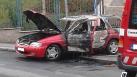 Muž zapálil sebe i přítelkyni. Z hořícího pekla ženu vytáhli svědci.