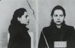 Fotografie Herty Lindnerové po jejím zatčení, vyhotovená na mosteckém gestapu v roce 1941