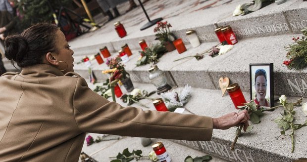 „Útoku v Berlíně předcházela série chyb.“ Atentátník zabil 12 lidí včetně Češky Nadi