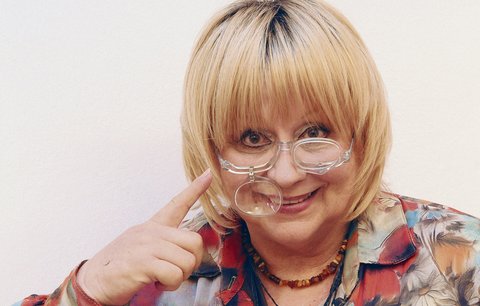 Naďa Urbánková: Měla jsem víc brýlí než chlapů