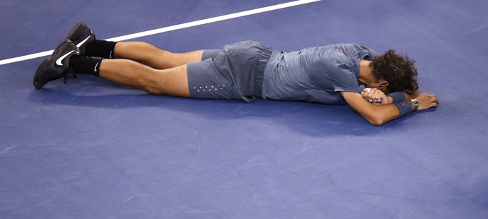 Dojatý Rafael Nadal po finálové výhře nad Djokovičem