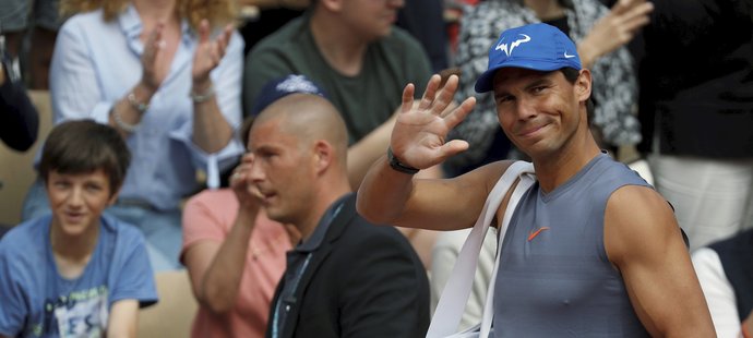 Paříž miluje Rafaela Nadala a Rafael Nadal miluje Paříž. Vidět je to na každém z jeho tréninků na Roland Garros