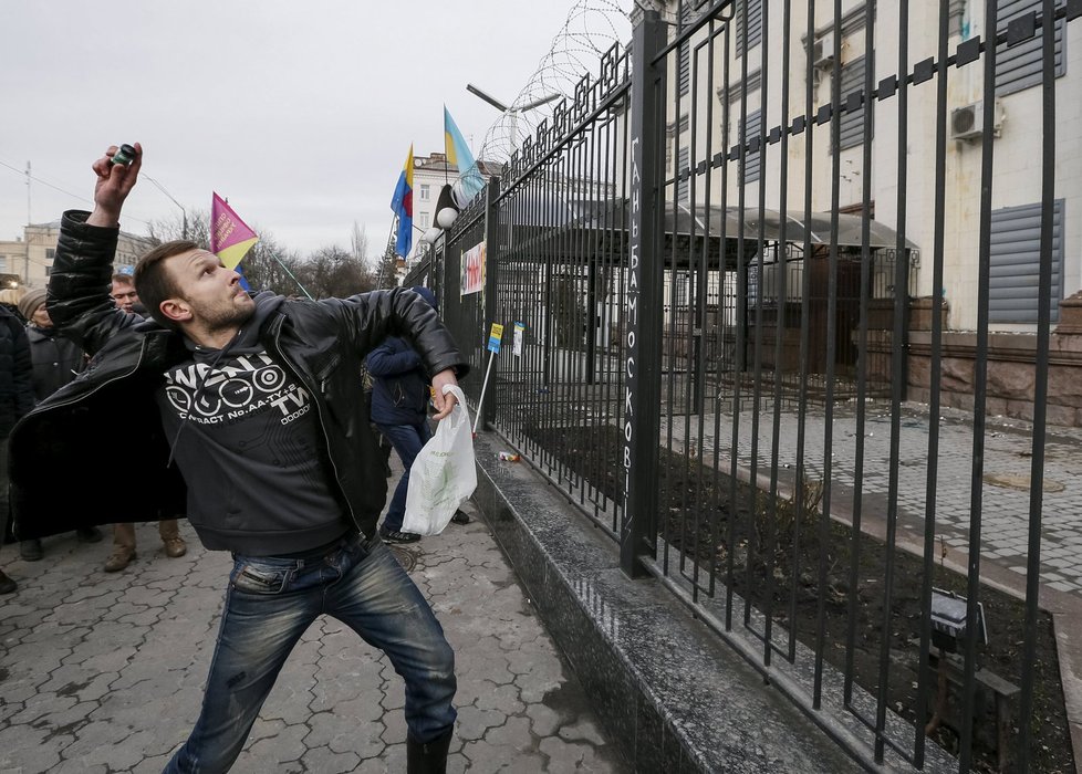 Protesty na podporu Savčenkové v Kyjevě