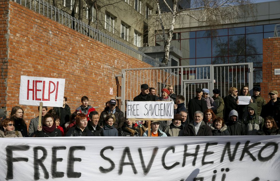 Protesty na podporu Savčenkové v Kyjevě