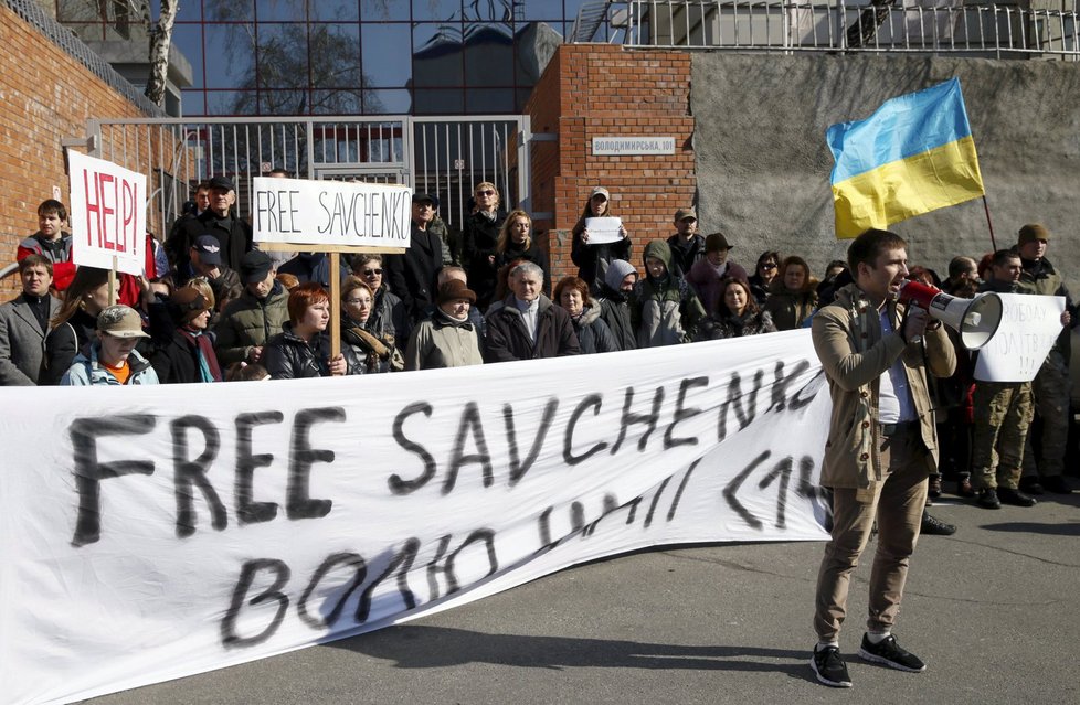 Protesty na podporu Savčenkové v Kyjevě