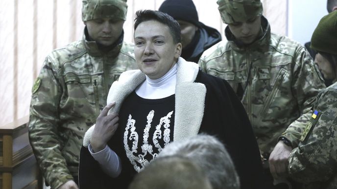 Ukrajinský soud poslal Nadiju Savčenkovou do vazby (23.3.2018)
