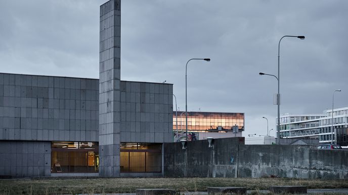 Současný stav stanice metra Nádraží Holešovice dělá Praze ostudu