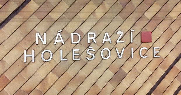 Stanice metra Nádraží Holešovice. Stanice metra Nádraží Holešovice.