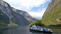 Lodě křižující fjordy jsou v Norsku důležitou dopravní složkou, ilustrační foto