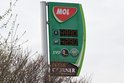 Vláda zavadí strop na marže i nižší daň z nafty: Zlevnění jen u dálnic?