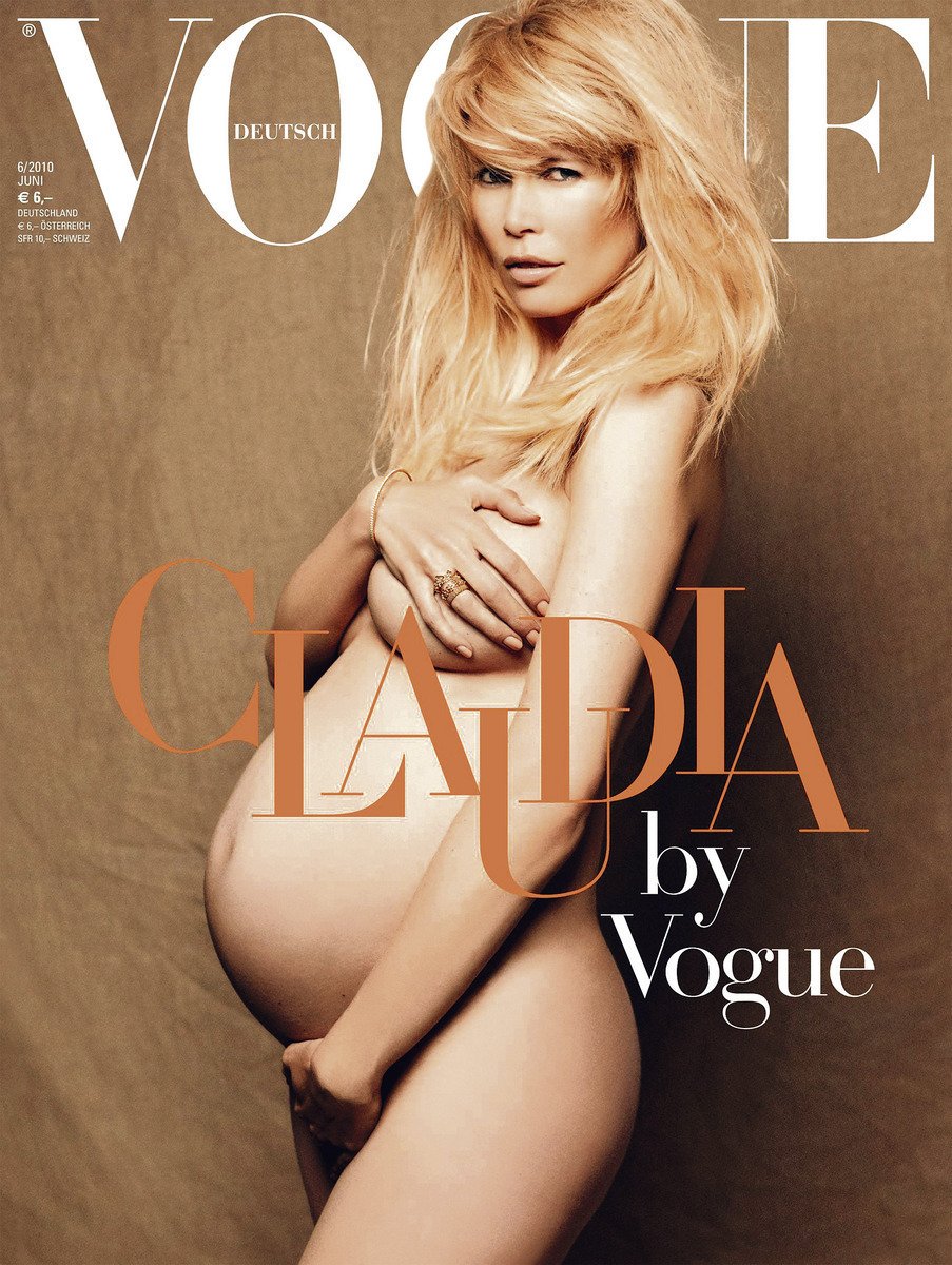 Claudia Schiffer porodí co nevidět třetího potomka. Těsně před porodem ozdobila titulní stránku Vogue