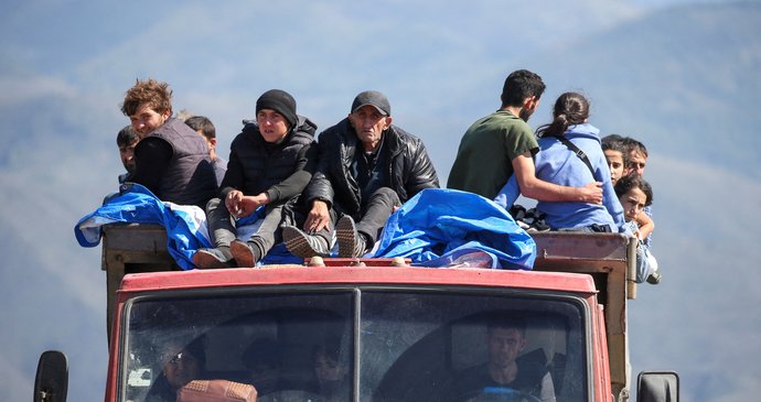 Hromadný exodus uprchlíků z Náhorního Karabachu (září 2023)
