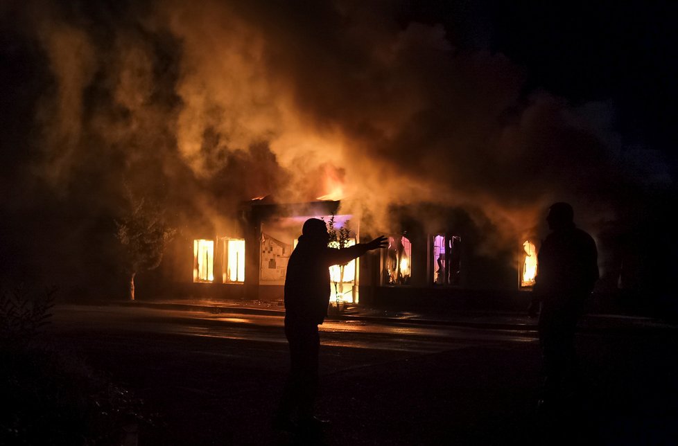 Konflikt v Náhorním Karabachu nekončí. Opět dochází ke vzájemného ostřelování (4.10.2020)