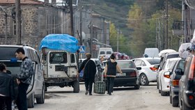 Etničtí Arménové utíkají z Náhorního Karabachu (29.9.2023)