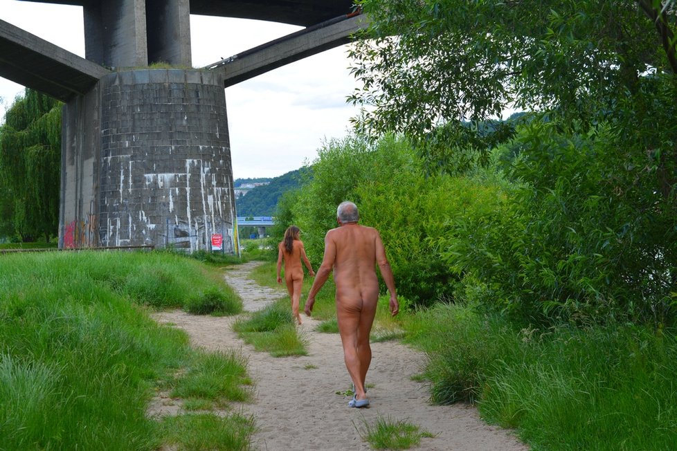 Ve středu a nebo ve čtvrtek bude tak hezky, že můžete vyrazit i na nudistickou pláž.