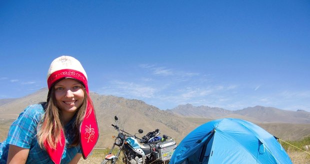 Hvězdou festivalu bude i Dominika Gawliczková z Havířova, která se sama vydala na 12 000 km dlouhou výpravu do Kyrgyzstánu a zpět na malé motorce.