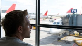 Čekali jste na letišti dlouho na odlet? Pokud jste si uschovali letenku a palubní lístek, můžete žádat kompenzace až dva roky zpětně!