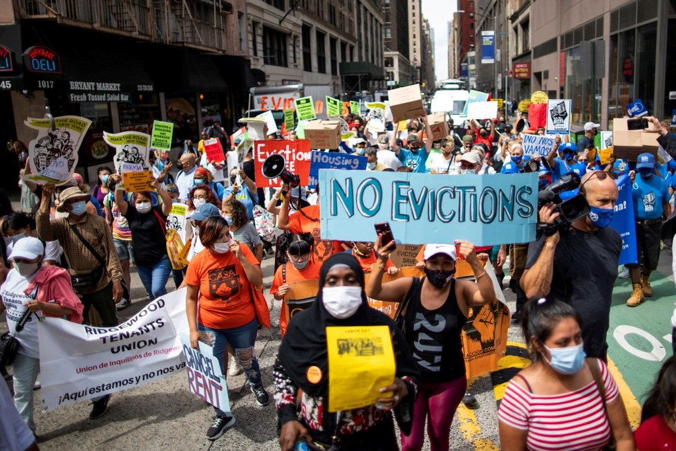 Koronavirus v USA: Protest v New yorku, který cílí na zmražení nájmů  Koronavirus v USA: Protest v New yorku, který cílí na zmražení nájmů