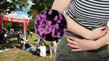 Průjem, křeče a horečka: Návštěvníci kulinářského festivalu se nakazili salmonelózou