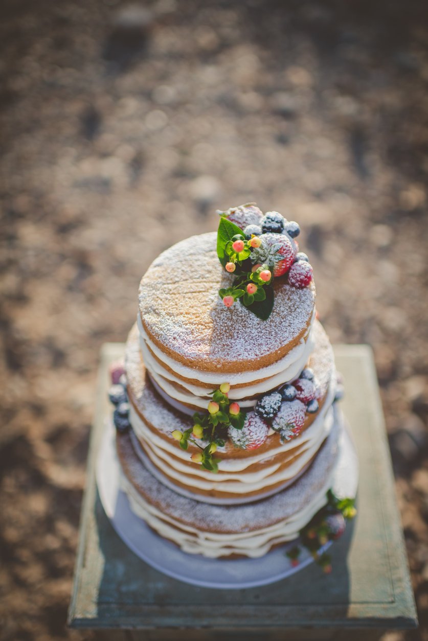 naked cake