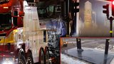 Konec krvavých útoků náklaďáky? Země testují protiteroristické sloupy