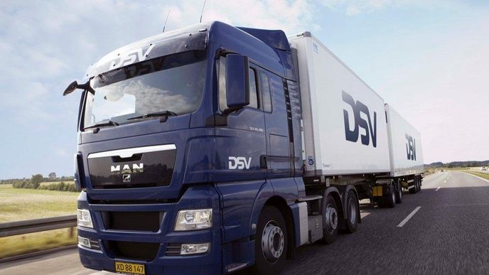 Nákladní automobil firmy DSV