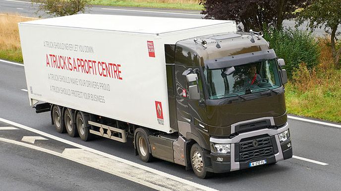 Jízdní dojmy: Renault Trucks T - Pohodlí pro řidiče Jízdní dojmy: Renault Trucks T - Pohodlí pro řidiče