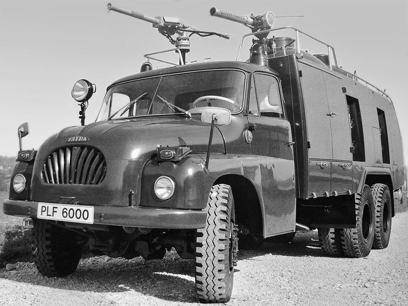 Tatra T 138