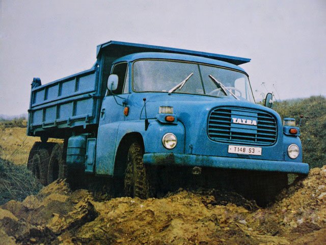 Tatra T 148