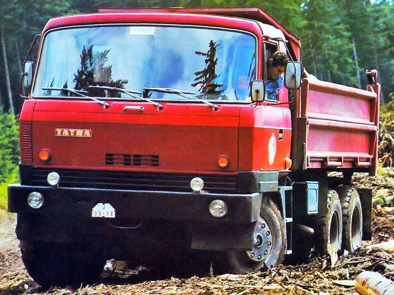 Tatra T 815