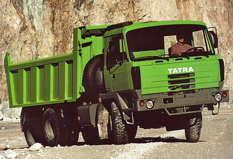 Tatra T 815