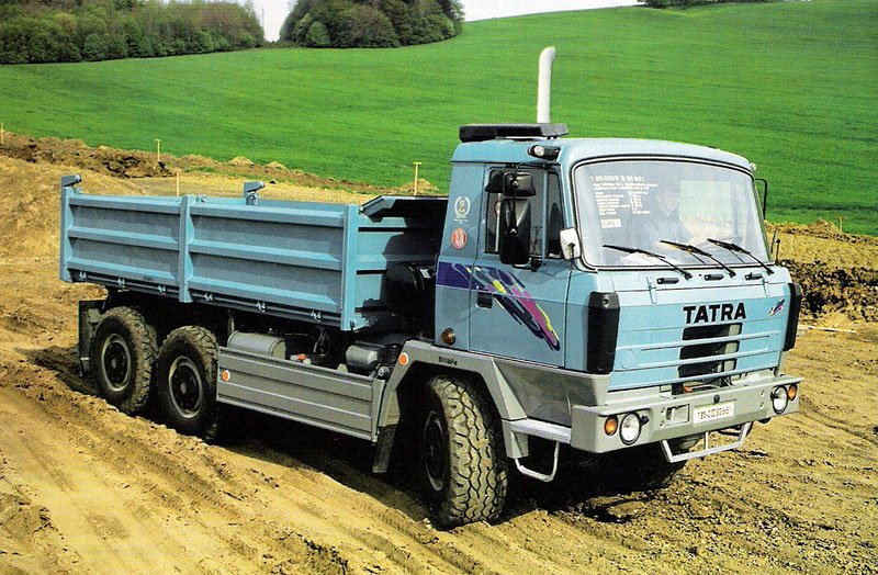 Tatra T 815