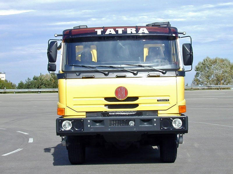 Tatra T 815