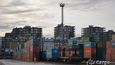 Nákladové nádraží Žižkov opouští poslední souprava s prázdnými kontejnery