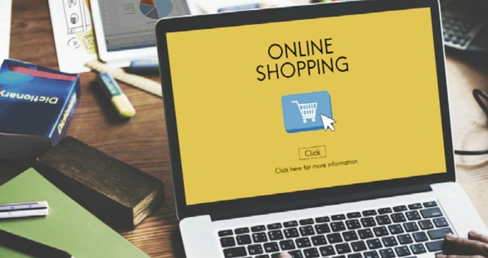 Flexibilní otevírací doba a široký výběr. Češi stále více nakupují online.