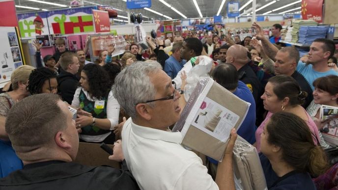 Nákupní horečka ve Walmartu vypukla nezvykle brzy