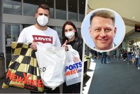 Čechy už nebaví sedět v teplácích: Prouza nahání lidi do obchodů, ale zmínil i zdražování