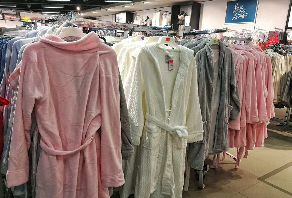 Primark v Drážďanech. Co se dá pořídit v oblíbeném řetězci, který otevře v Praze v květnu 2020 a v  Brně v roce 2022?