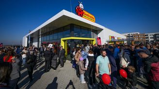 Dovolená i jídlo v oblíbeném cíli Čechů zlevní. Pomáhá posilující koruna Dovolená i jídlo v oblíbeném cíli Čechů zlevní. Pomáhá posilující koruna