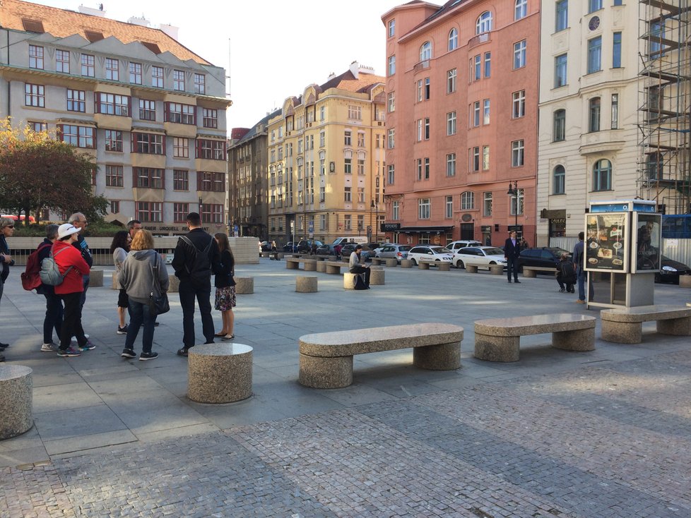 V centru Prahy je nové náměstí Miloše Formana.