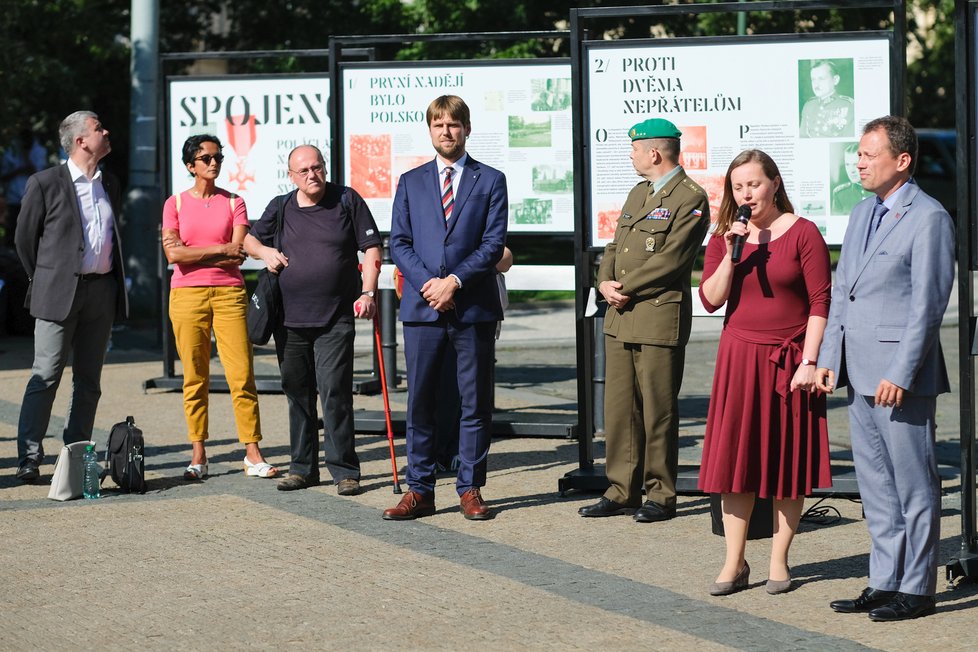 Výstava na náměstí Míru vzpomíná na společné česko-polské snažení v bojích proti nacistickému Německu.